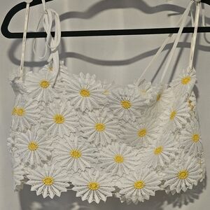 FOREVER 21 Crop Top White Daisy Crochet Flowers Strappy Boho Size Medium